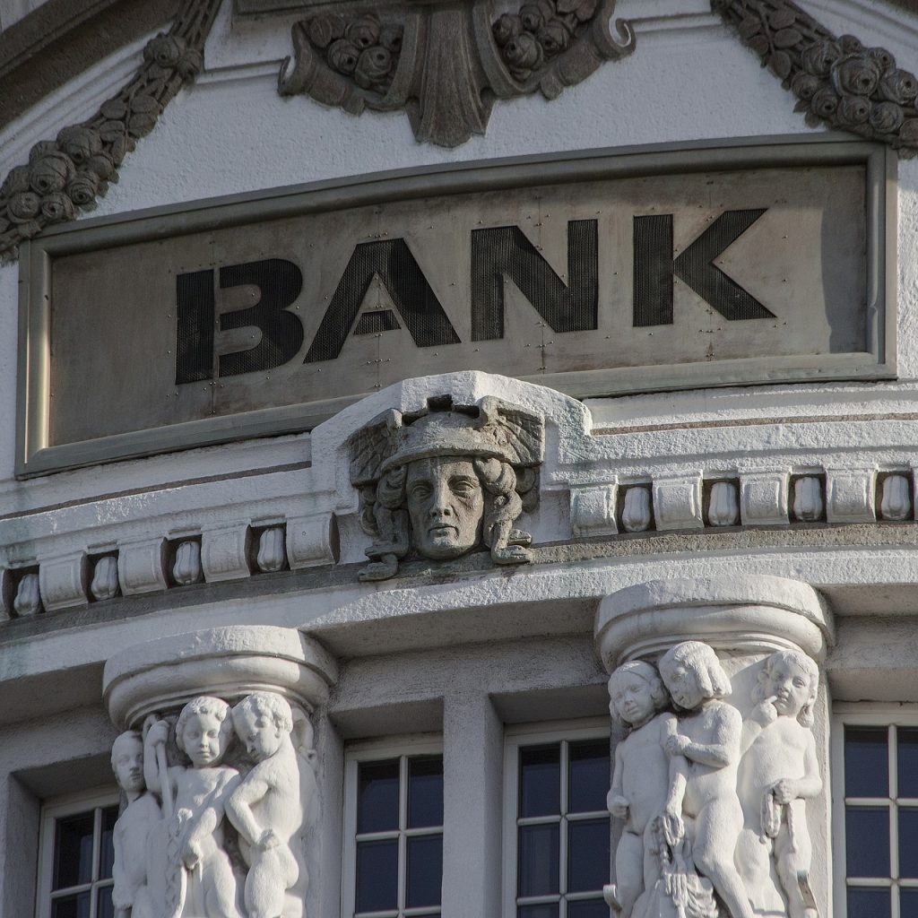 bank-money-finance-2907728 bank, money, finance-2907728.jpg