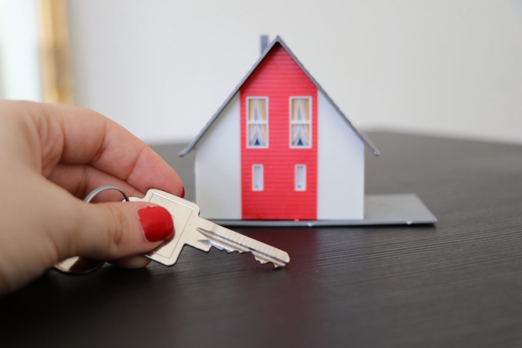 house-key-property-4516176 house, key, property-4516176.jpg